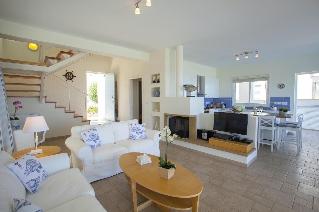 Protaras Seafront Villa Melissa Luaran gambar